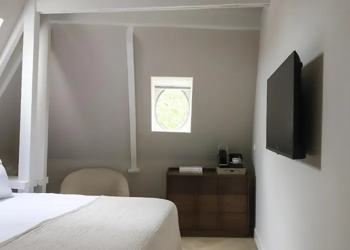 Dam - Boutique Hotel *